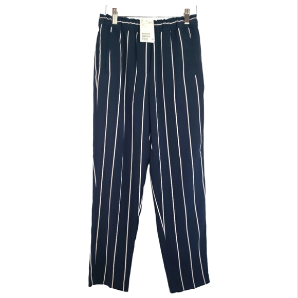H & M Pull On Pant NWT Size 2 in Navy with White Stripe Nautical Preppy - Picture 1 of 12